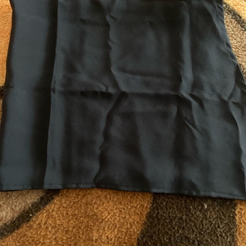 Black scarf like new with pointed end