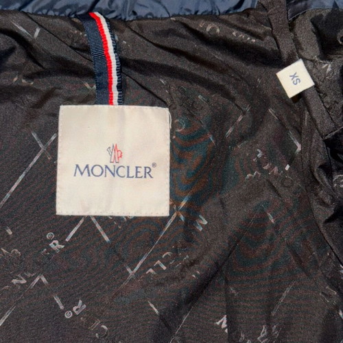 Moncler Women’s Down Jacket XS like new, navy with fur hood