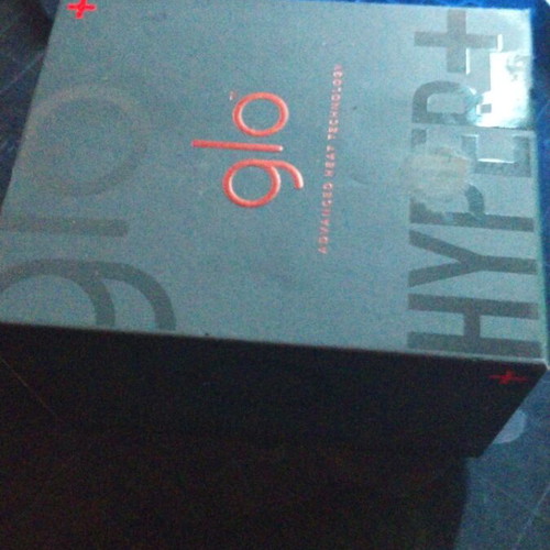 Glo Hyper+ e-cigarette used, includes brush