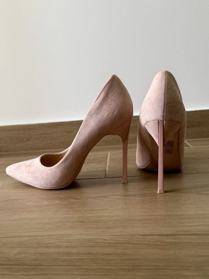 Tsoukalas Shoes Dusty Pink Nude Stiletto Pumps Like New, Size 40