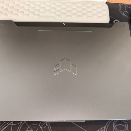 Asus TUF F15 gaming laptop i7-12700H 32GB RTX 4070 1.5TB SSD 2560x1440