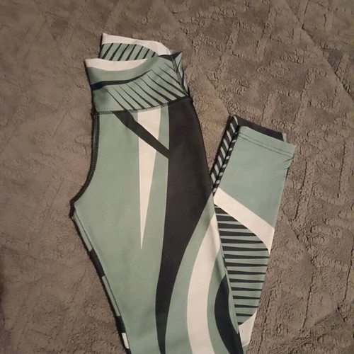 Women's leggings size large like new, green