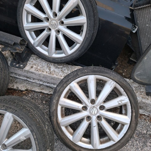 Suzuki Swift 17-inch GTi rims used