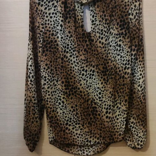 Leopard blouse like new, size S, black and brown