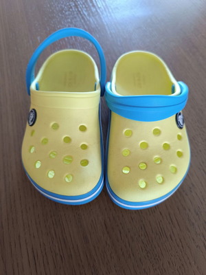 Crocks σαμπό βρεφικά Νο 9 σαν καινούργιο