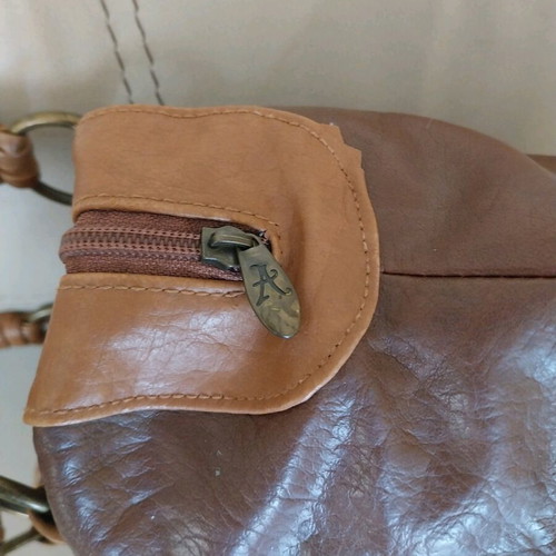 Accessorize handheld bag used, brown