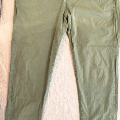 Pull & Bear denim pants used, size US 34, green