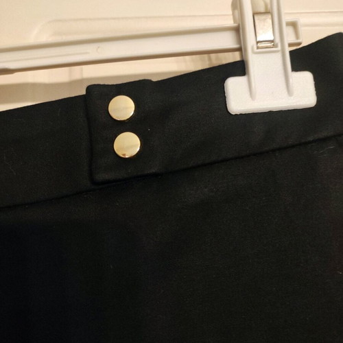 Zara shorts black like new, size L