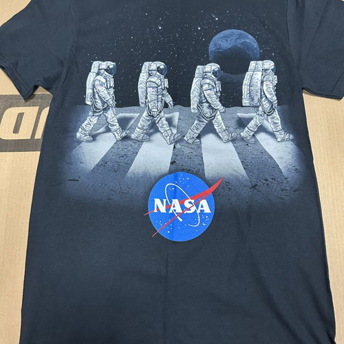 NASA Astronauts Walking On The Moon T-Shirt Small Black new
