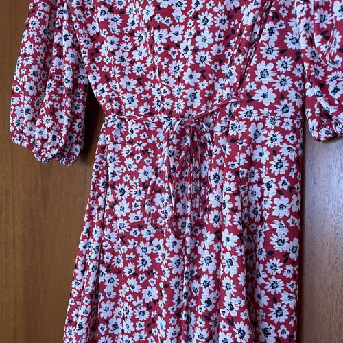 Floral Wrap Dress Bershka size S like new, red and white