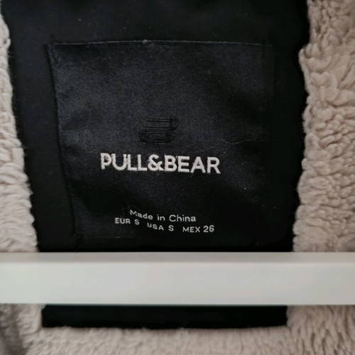 Pull & Bear women's jacket used, black with lining and hood