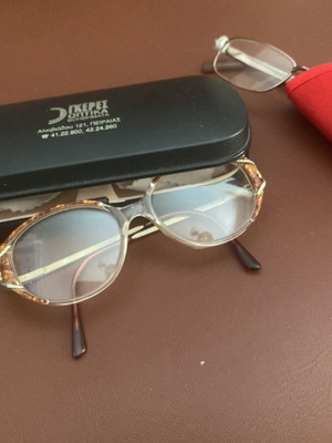 Eyeglasses like new, pack