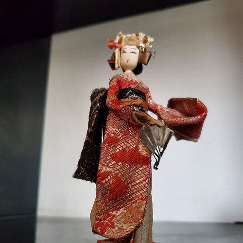 Handmade Asian Geisha Style Figurine used, vintage decoration