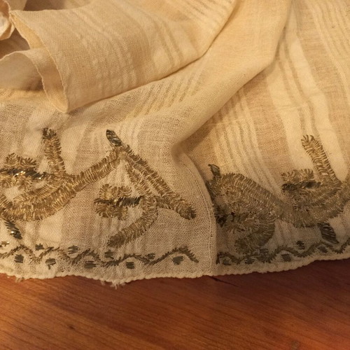 Soufli silk tsevres used with gold thread