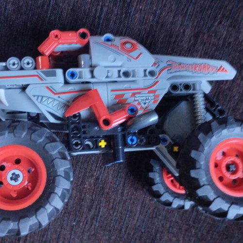 Lego Technic Monster Jam ThunderROARus Pull-Back used toy car
