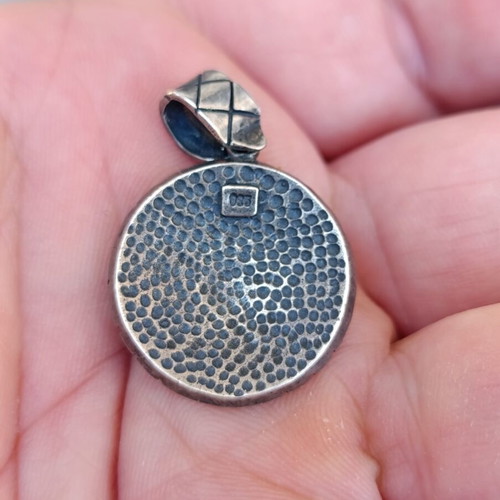 Silver 925 handmade medieval style pendant with garnet