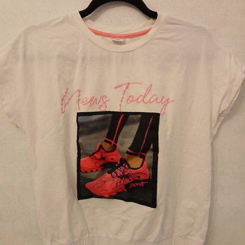 Sprint Wear News Today Cropped T-Shirt white, like new, size 14Y/XS