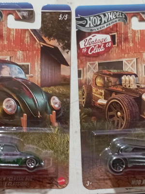 Hot Wheels Vintage Club 68 παιχνίδια αυτοκίνητα Volkswagen Classic Bug και Mod Rod, πακέτο 2 σφραγισμένα