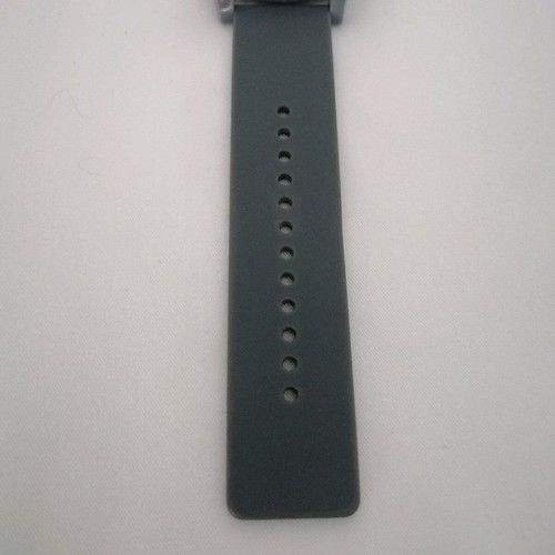 3GUYS men's watch like new, gray rubber strap