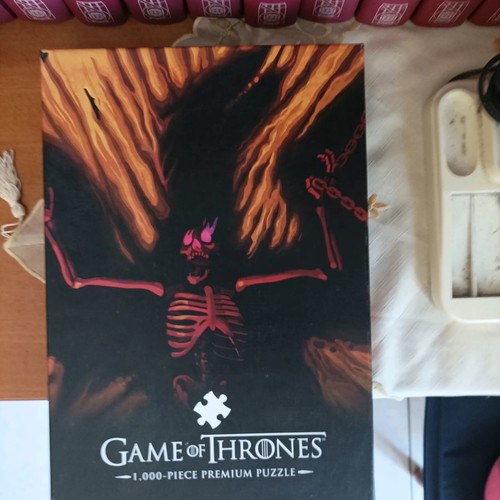 Game of Thrones puzzle pack of 2 with 1000 pieces each