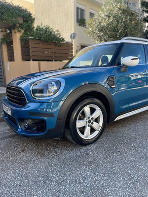 Mini Countryman 2020 μπλε με λευκές ρίγες σαν καινούργιο