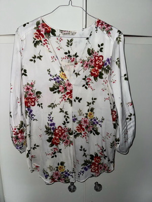 Stradivarius blouse white size XL like new