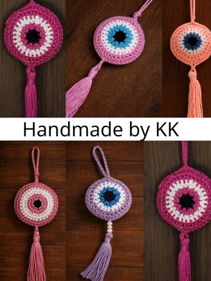 Πλεκτά ματάκια γούρια καινούργια μεσαίου μεγέθους