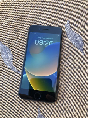 iPhone 8 64GB Black like new