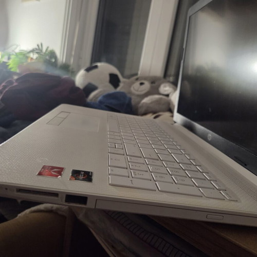 HP laptop 15-db1xxx
