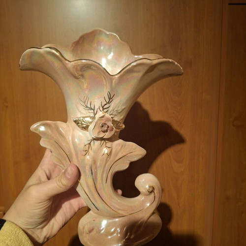Vintage vase like new