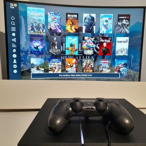 PlayStation 4 500GB SSHD σαν καινούργιο με 20 παιχνίδια και Gamebato Store