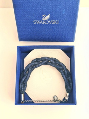 Swarovski Stardust flexible bracelet with blue crystals