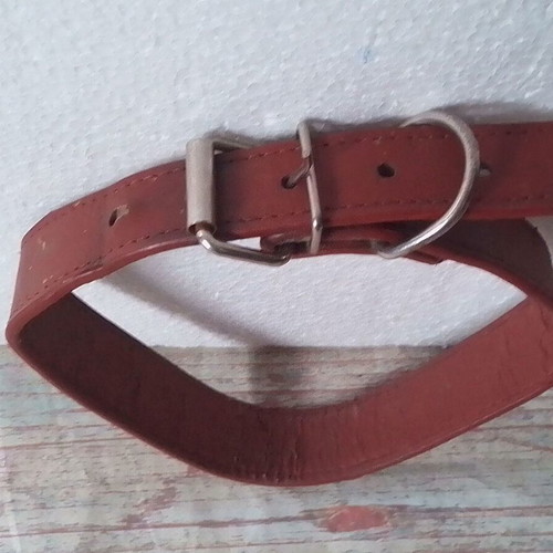Soft leather dog collar brown like new