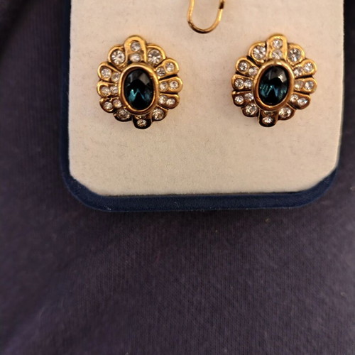 Zircon earrings with blue studs new