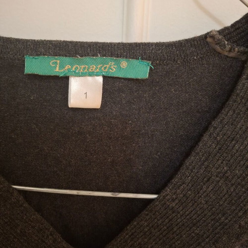 Small women's knitted sweater new, gray anthracite, Leonards