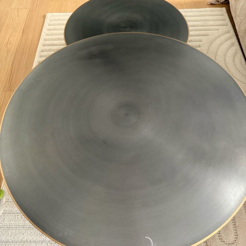 Chehoma Calgary metal round coffee tables set of 2 like new