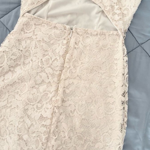 Bershka dress white with lace XS like new