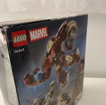 Lego Marvel 76343 Epic Battle set