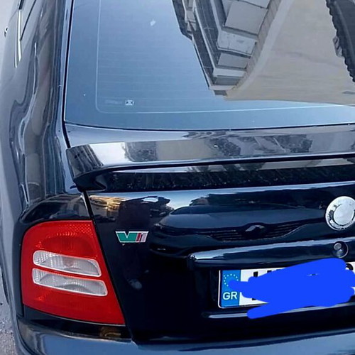 Skoda Octavia used, petrol, black sedan