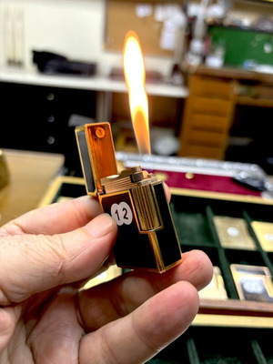 DuPont N12 lighter with Chinese lacquer, like new