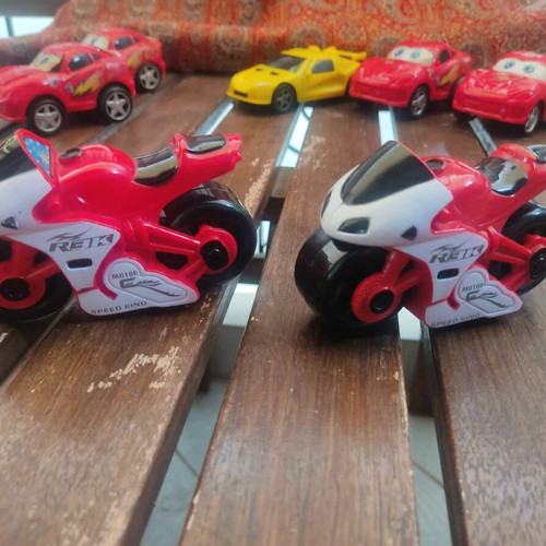 Toy cars used, pack of 9, plastic children's toys