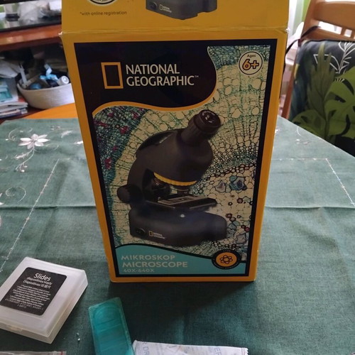 Bresser National Geographic Microscope used with accessories and box