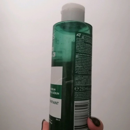 Vichy Dercos shampoo used