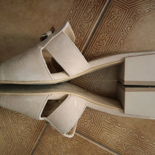 Esthissis mules used, beige castor with low heel, size 38