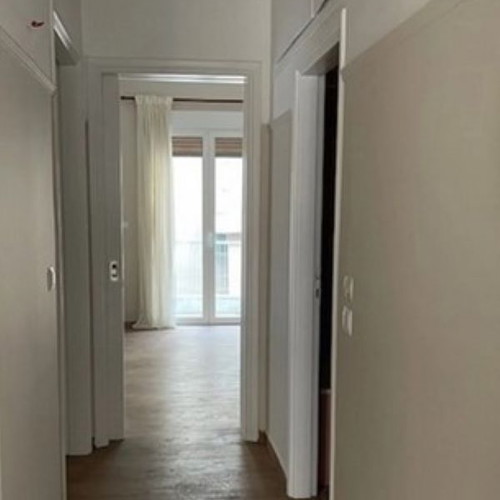 Διαμέρισμα στην Κυψέλη 69 τ.μ., 1 υπνοδωμάτιο, 1 μπάνιο, βεράντα, ανελκυστήρας