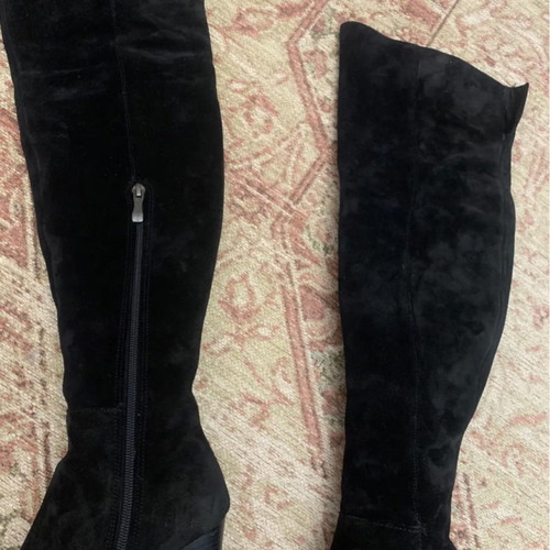 Leather black overtheknee boots size 36 like new, 8 cm heel
