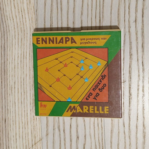 Vintage Enniara Doureios Marelle pocket game like new
