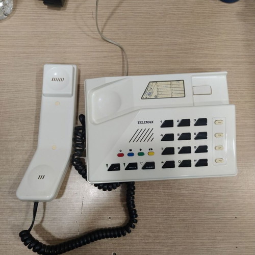 Telemax Vintage Wired Telephone White Cream Like New