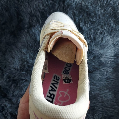 Jordan Retro Low OG SP Travis Scott sneakers, beige pink, size 43