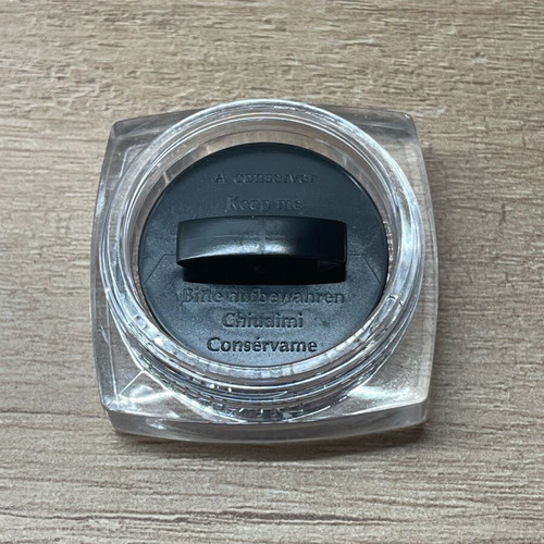 L’Oréal Paris Color Infaillible 24-hour eyeshadow unused
